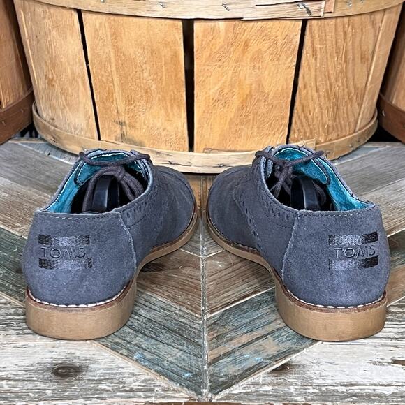 Toms Brogue Gray Suede Cap Toe Casual Lace Up Oxfords Shoes Womens Size 5.5 - Picture 8 of 11